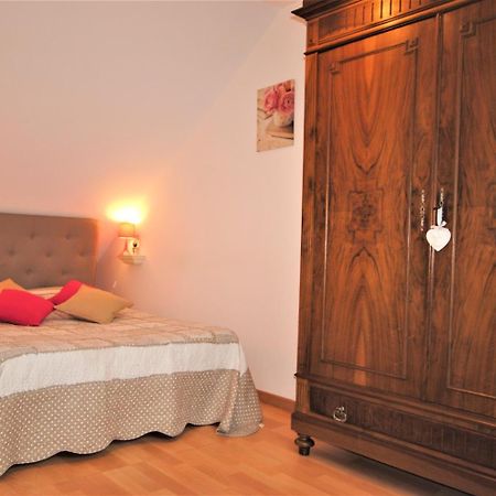 Chez Fred Bed & Breakfast Boursault ภายนอก รูปภาพ